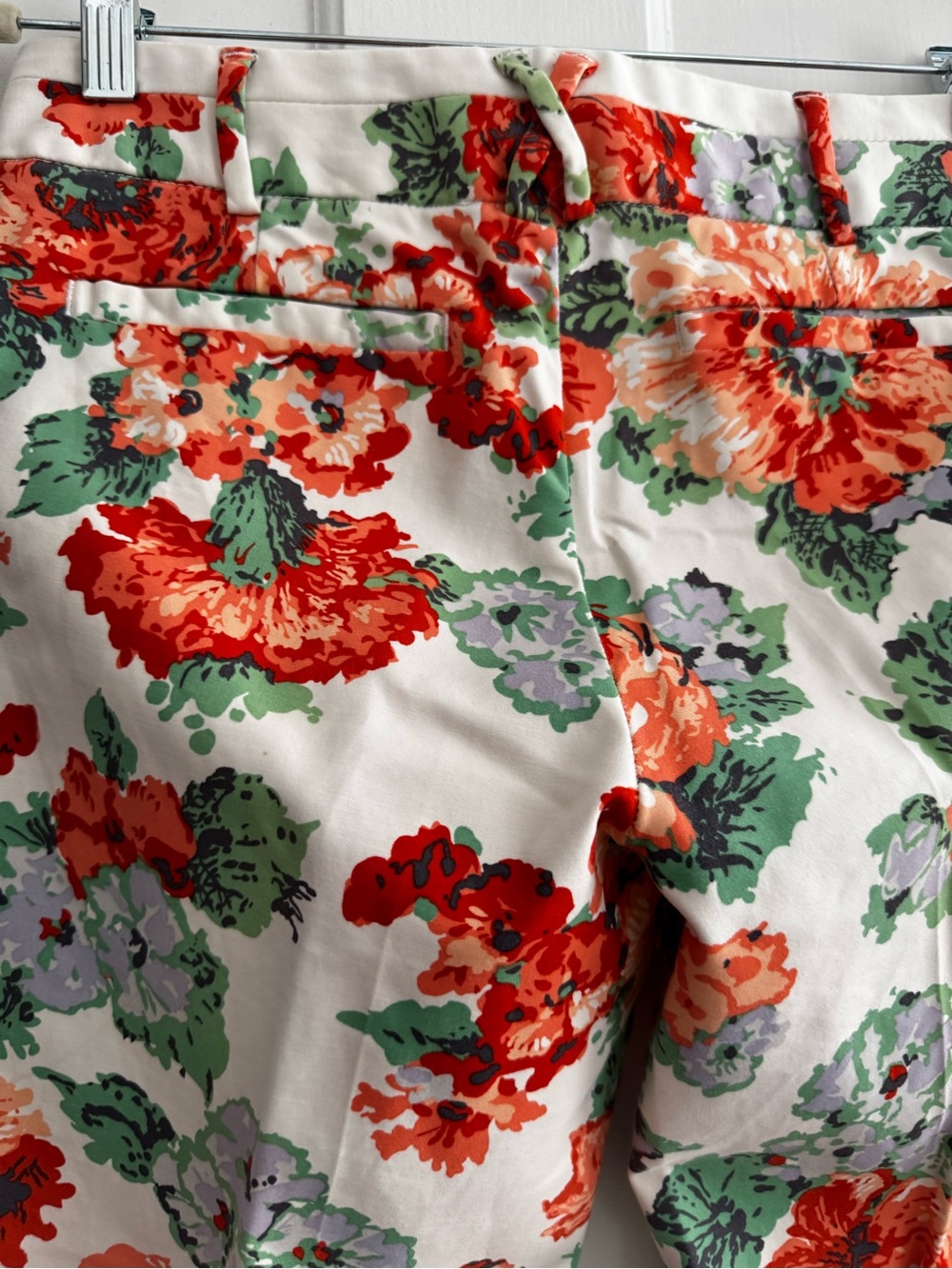Cartonnier coral green floral short ankle pants - Women’s Size 2 - Picture 5 of 7